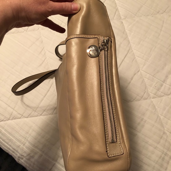 Coach Zip Tote 19456 - Picture 12 of 14